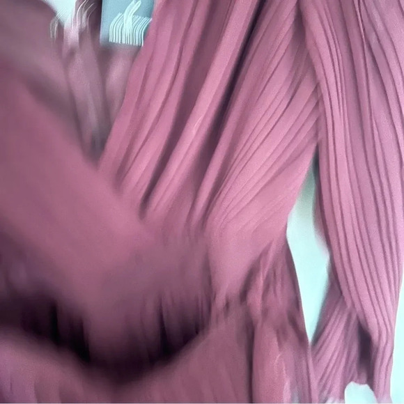 NWT Lulu's Embrace Your Beauty Burgundy Pleated Long Sleeve Skort Romper Size L - Picture 5 of 12